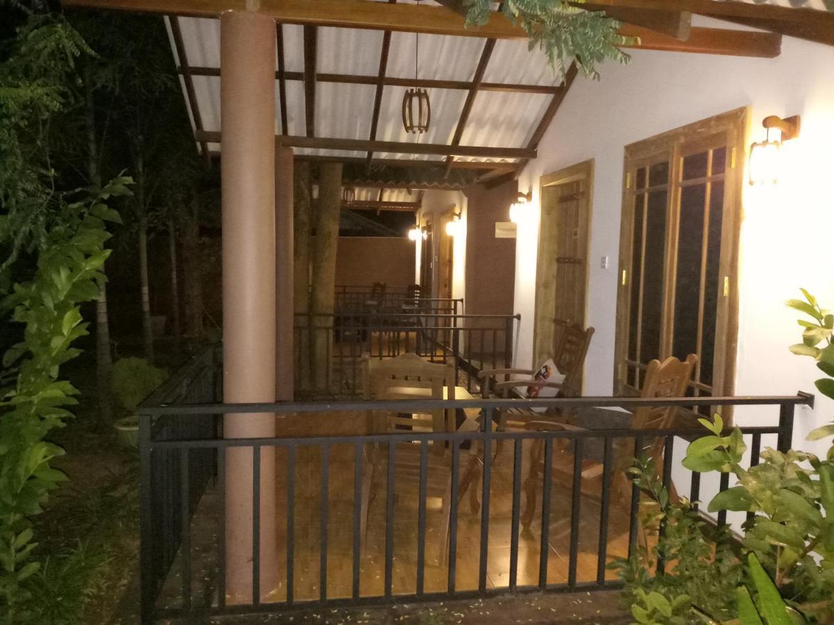 Max Safari Villa Udawalawe Luaran gambar