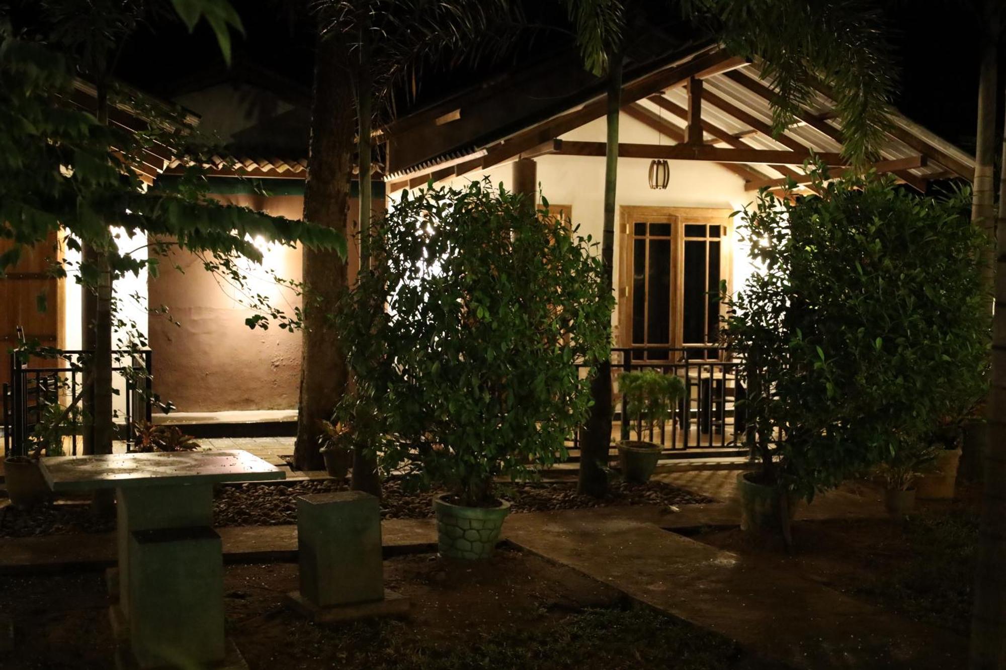 Max Safari Villa Udawalawe Luaran gambar
