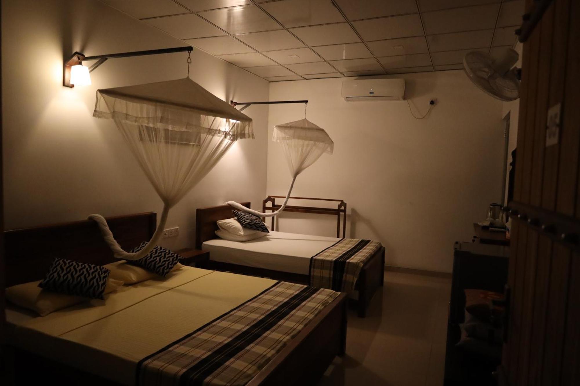 Max Safari Villa Udawalawe Luaran gambar