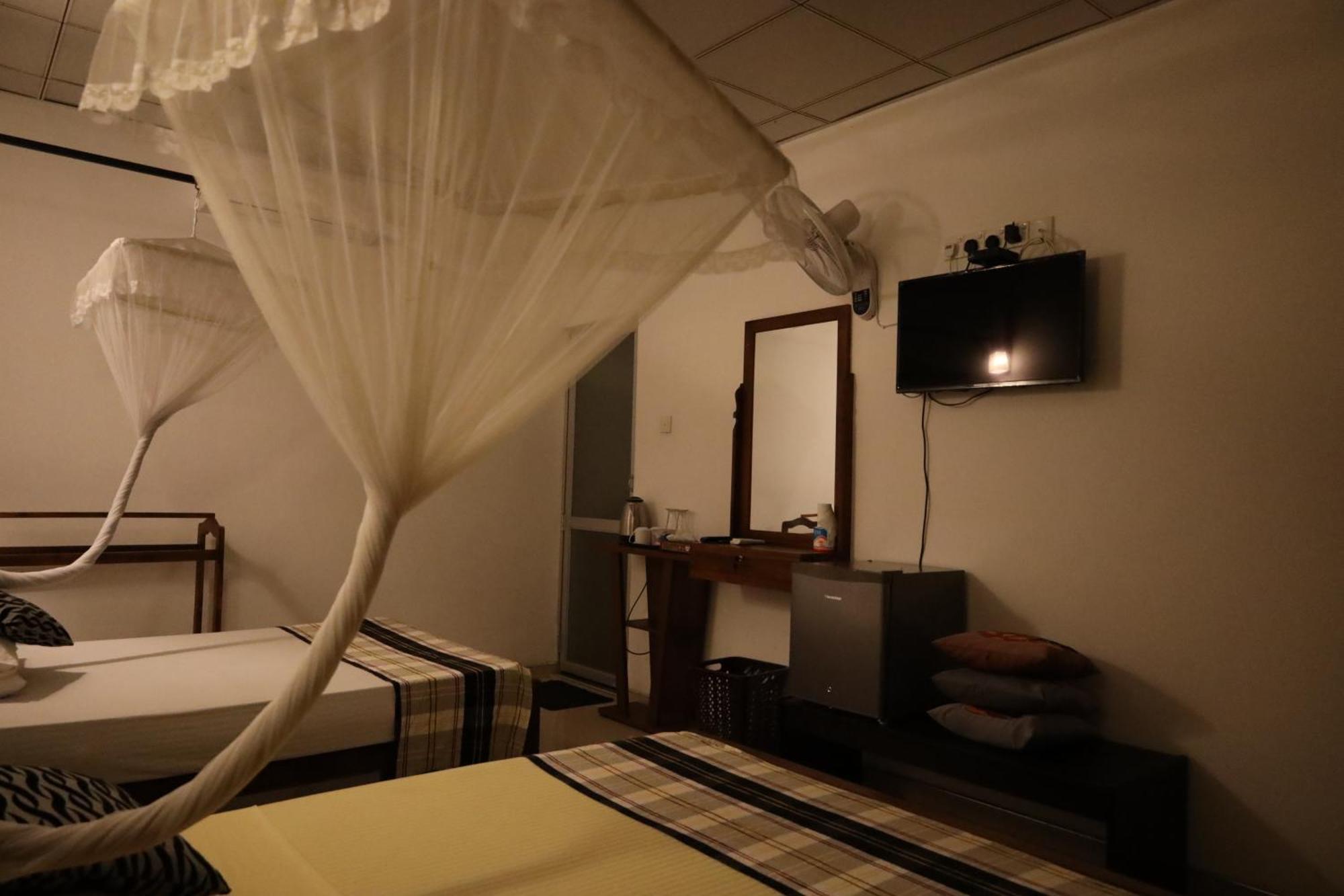 Max Safari Villa Udawalawe Luaran gambar