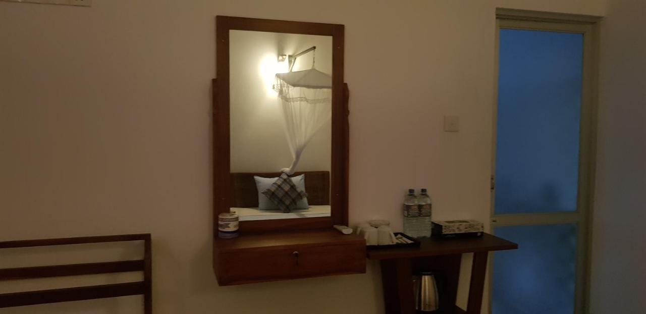 Max Safari Villa Udawalawe Luaran gambar